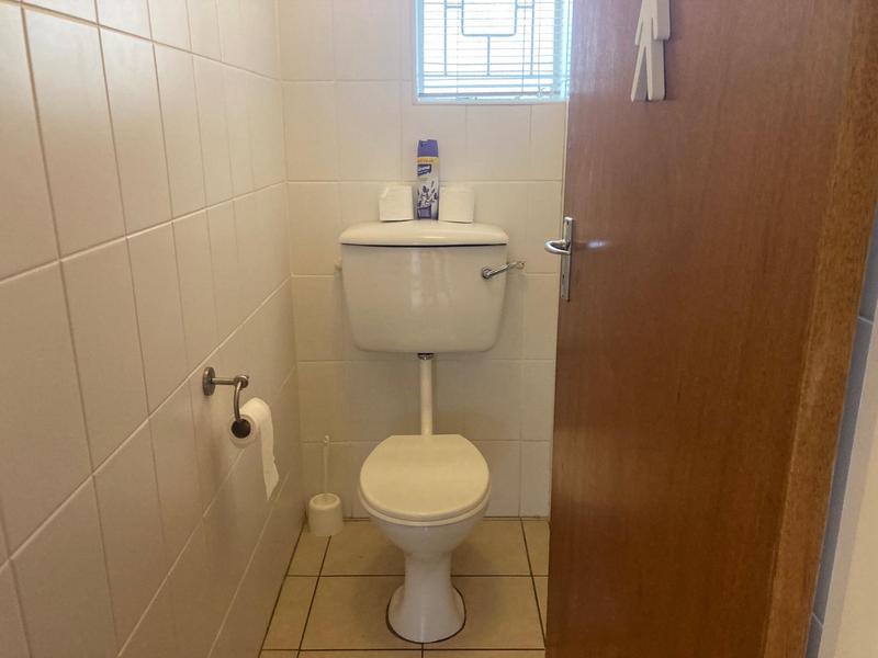 To Let Commercial Property for Rent in Newton Park Eastern Cape